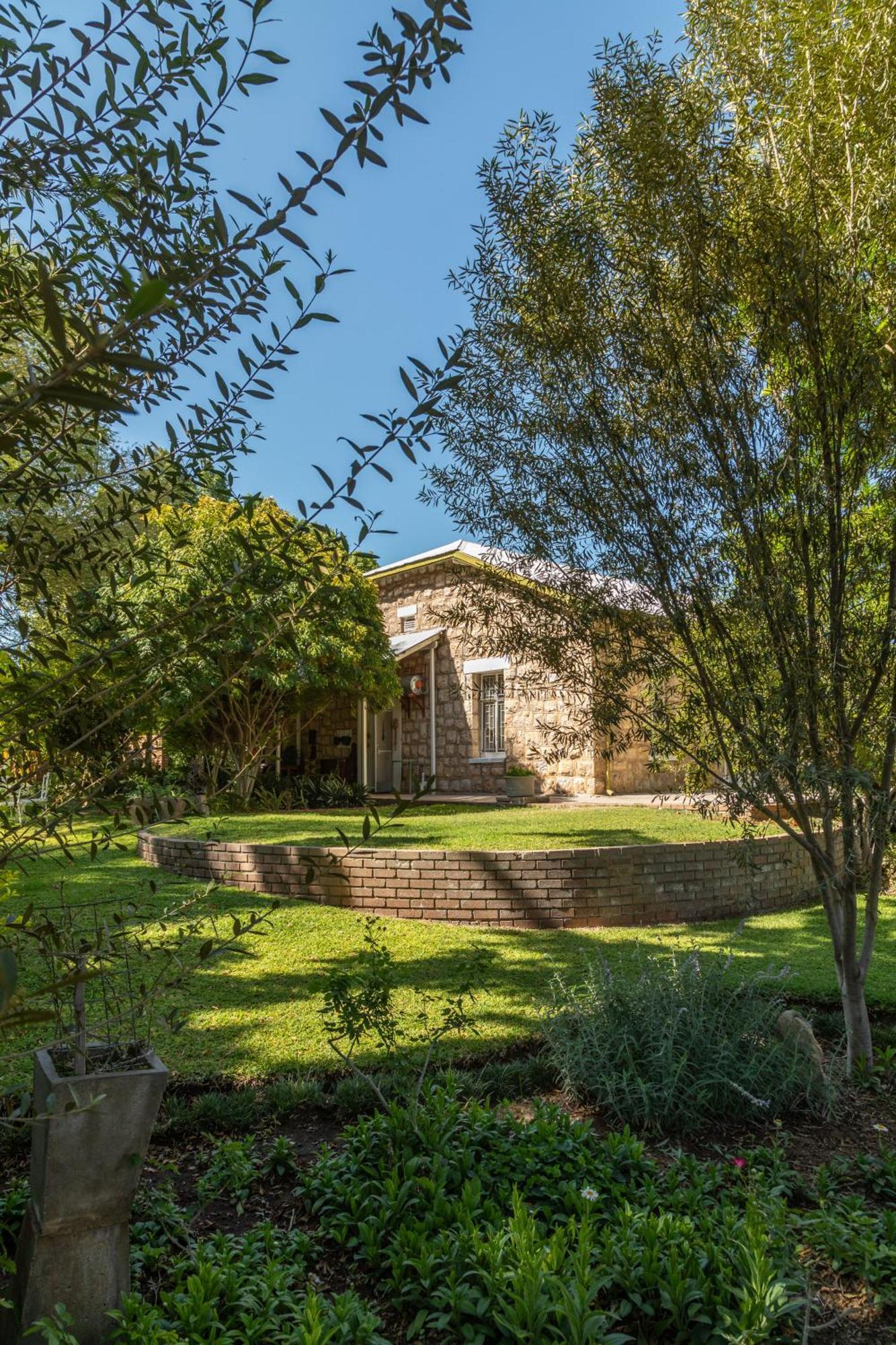 Hh 820 Accomodation Grootfontein 외부 사진